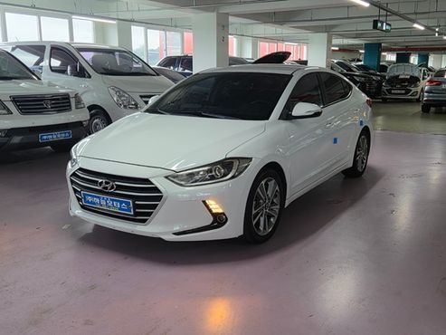 Hyundai AVANTE 1.6 GDI Style — пробег 156 000 км — фото 1 из 5