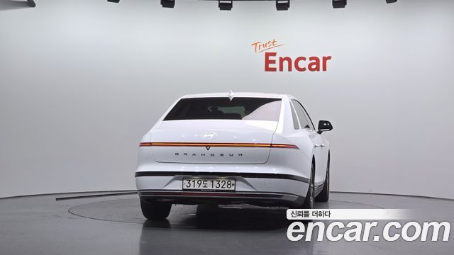 Hyundai Grandeur из Кореи Encar