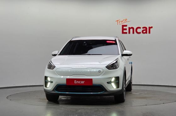 Kia Niro Prestige — пробег 40 223 км — фото 3 из 5