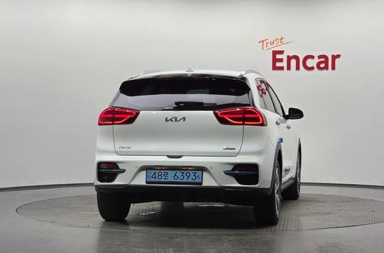 Kia Niro Prestige — пробег 40 223 км — фото 4 из 5