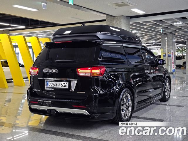 Kia Carnival из Кореи Encar