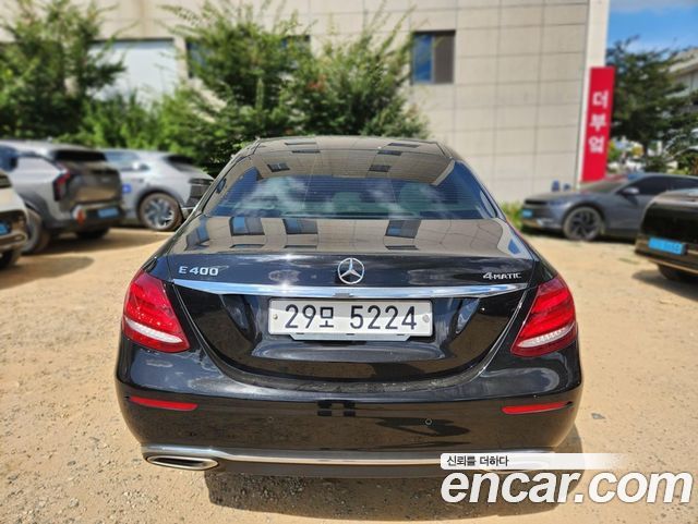 Mercedes-Benz E-Class из Кореи Encar