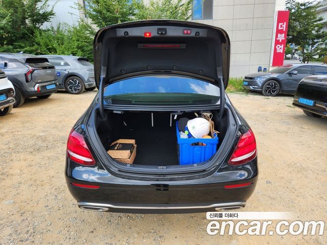 Mercedes-Benz E-Class из Кореи Encar