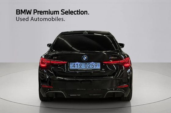 BMW i4 eDrive40 M Sports Pro — пробег 14 654 км — фото 4 из 5