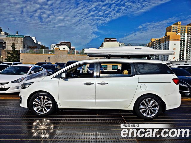 Kia Carnival из Кореи Encar