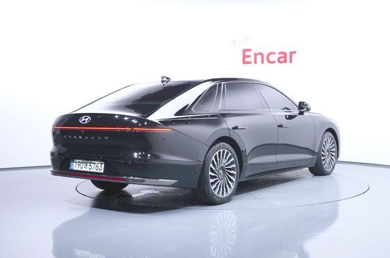 Hyundai Grandeur Calligraphy — пробег 18 754 км — фото 2 из 5
