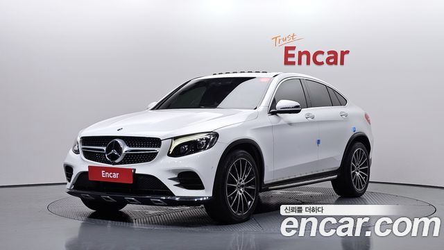 Mercedes-Benz GLC-Class GLC300 4MATIC AMG Line Coupe — пробег 55 408 км — фото 1 из 5