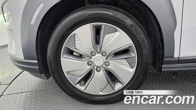 Hyundai Kona из Кореи Encar
