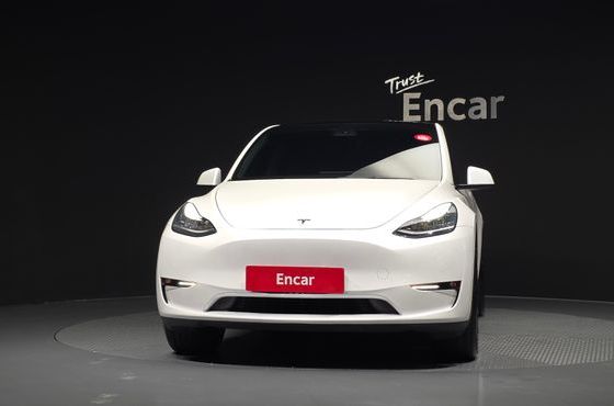 Tesla Model Y Standard Range RWD — пробег 120 709 км — фото 3 из 5