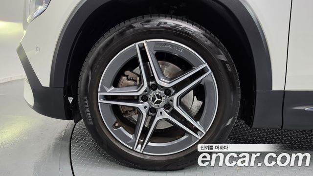 Mercedes-Benz GLB-Class из Кореи Encar