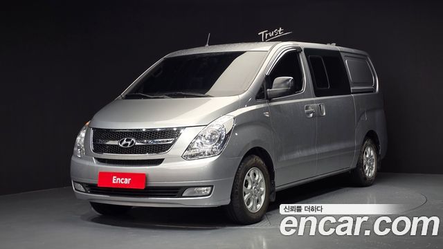 Hyundai Starex 5-Seater VAN CVX Luxury — пробег 81 351 км — фото 1 из 5