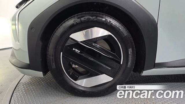 Kia EV4 из Кореи Encar