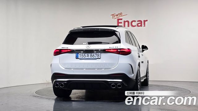 Mercedes-Benz GLC-Class AMG GLC43 4MATIC — пробег 16 090 км — фото 4 из 5