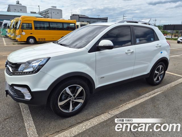 Ssangyong KORANDO 2.2 RX 4WD DLX — пробег 64 428 км — фото 1 из 5