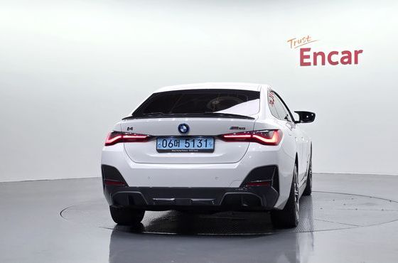 BMW i4 eDrive40 M Sports Pro — пробег 51 208 км — фото 4 из 5