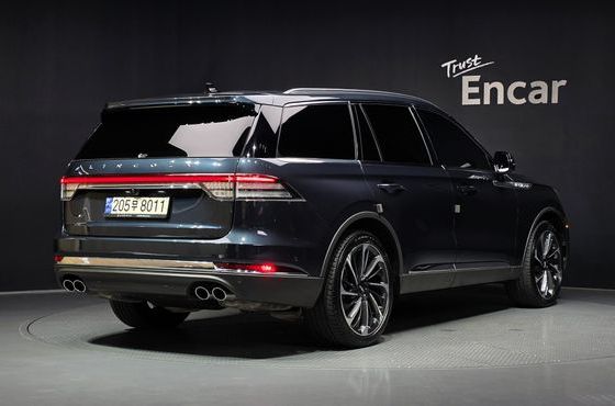 Lincoln Aviator 3.0 Reserve AWD — пробег 53 288 км — фото 2 из 5