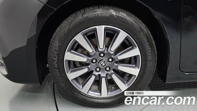 Toyota Sienna из Кореи Encar