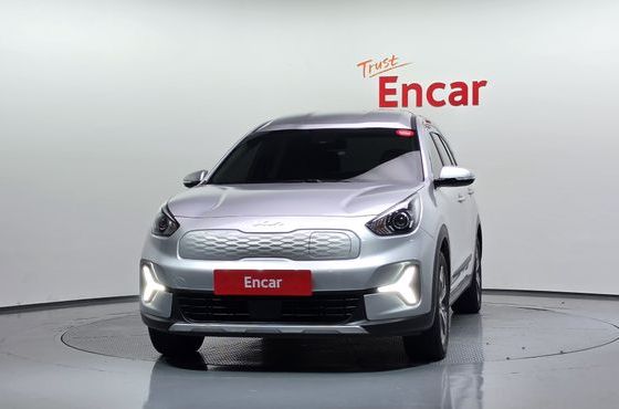 Kia Niro Light (Taxi Trim) — пробег 174 077 км — фото 3 из 5