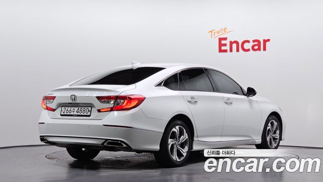 Honda Accord 1.5 Turbo — пробег 60 909 км — фото 2 из 5