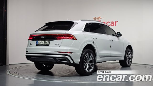 Audi Q8 из Кореи Encar