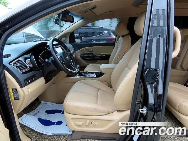 Kia Carnival из Кореи Encar