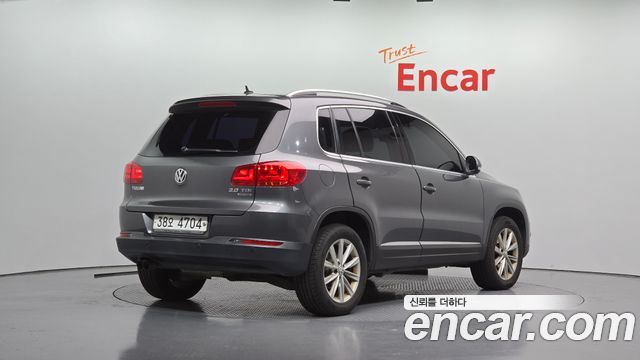 Volkswagen Tiguan 2.0 TDI Comfort 5N — пробег 139 555 км — фото 2 из 5