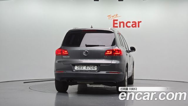 Volkswagen Tiguan 2.0 TDI Comfort 5N — пробег 139 555 км — фото 4 из 5