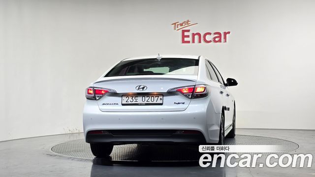Hyundai Sonata 2.0 HEV Smart — пробег 144 982 км — фото 4 из 5