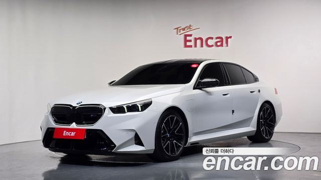 BMW M5 M5 Sedan — пробег 9 350 км — фото 1 из 5