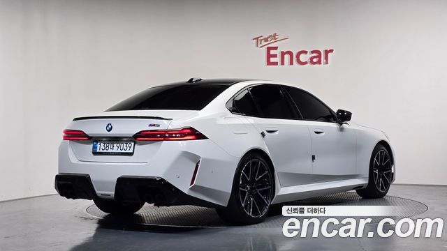 BMW M5 M5 Sedan — пробег 9 350 км — фото 2 из 5