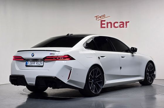 BMW M5 M5 Sedan — пробег 9 350 км — фото 2 из 5