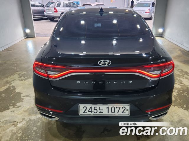 Hyundai Grandeur 2.2 Diesel Premium — пробег 173 457 км — фото 5 из 5