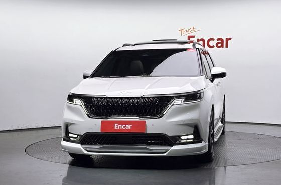 Kia Carnival Diesel 7-Seater Signature — пробег 67 058 км — фото 3 из 5
