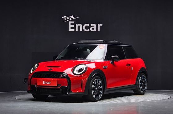 Mini Cooper Classic Third Generation — пробег 30 889 км — фото 1 из 5