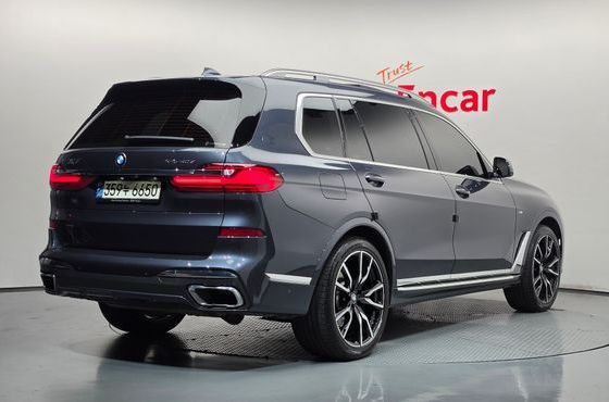 BMW X7 xDrive 40d M Sport 6STR — пробег 52 372 км — фото 2 из 5