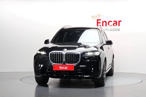 BMW X7 xDrive 40i M Sport 6STR — пробег 5 822 км — фото 3 из 5