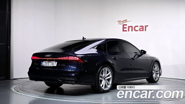 Audi A7 55 TFSI e Quattro Premium — пробег 49 757 км — фото 2 из 5