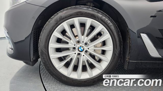 BMW 5-Series 530i Luxury Plus — пробег 78 518 км — фото 5 из 5