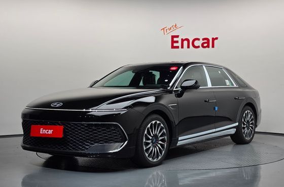 Hyundai Grandeur Caligraphy — пробег 13 км — фото 1 из 5