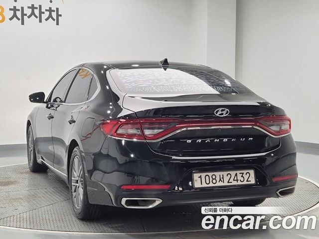 Hyundai Grandeur 3.0 LPi Modern Basic (Rental Car) — пробег 144 000 км — фото 2 из 5