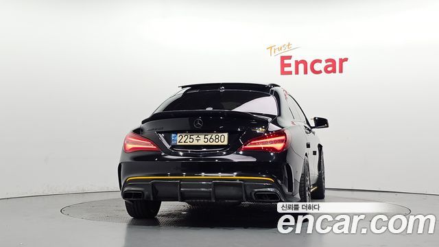 Mercedes-Benz CLA-Class CLA45 AMG 4MATIC 50th Edition — пробег 138 820 км — фото 4 из 5