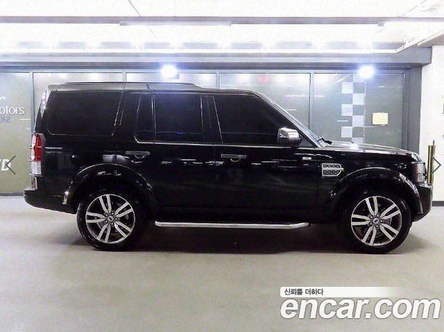 Land Rover Discovery 3.0 SDV6 SE — пробег 220 697 км — фото 2 из 5