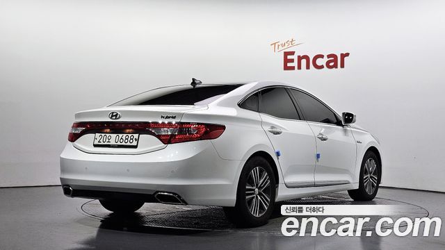 Hyundai Grandeur Premium — пробег 101 645 км — фото 2 из 5