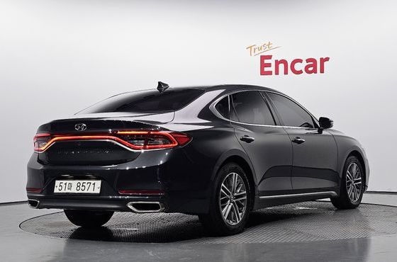 Hyundai Grandeur 2.4 Premium — пробег 215 518 км — фото 2 из 5