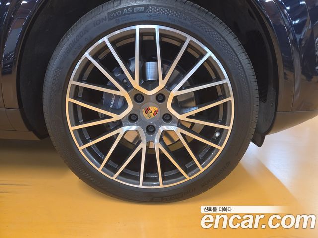 Porsche Cayenne 3.0 — пробег 77 000 км — фото 4 из 5