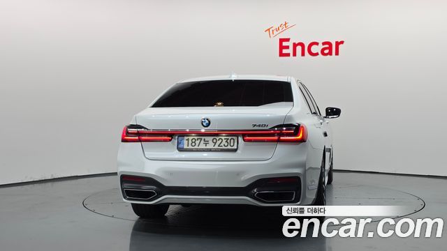 BMW 7-Series 740i M Sport — пробег 73 777 км — фото 4 из 5