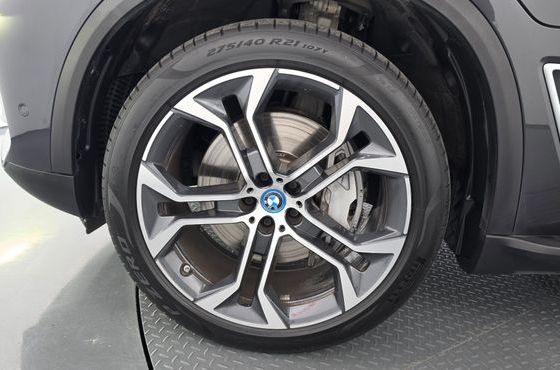 BMW X5 xDrive 45e xLine — пробег 76 614 км — фото 5 из 5
