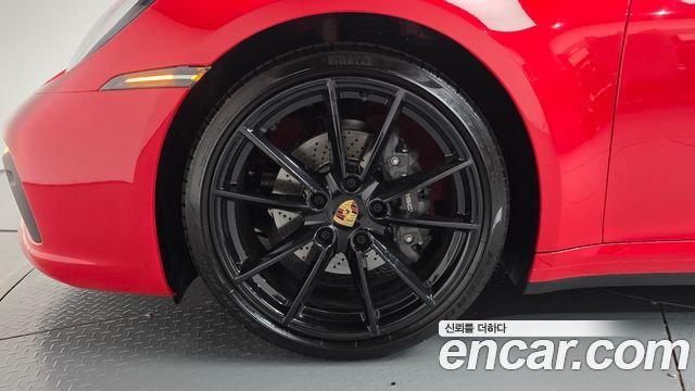 Porsche 911 Carrera 4 Cabriolet — пробег 11 795 км — фото 5 из 5