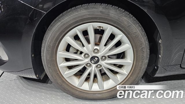 Kia K7 из Кореи Encar