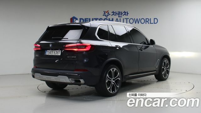 BMW X5 xDrive 30d xLine — пробег 117 047 км — фото 2 из 5